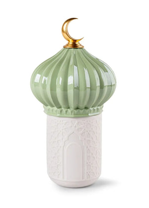 Lladro x Maison Bizarre: Susana Rodriguez's Majestic Nights Candle - Oud Wood