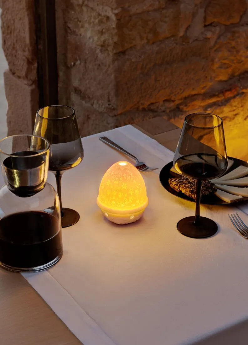 Lladro x Stoviglie: Diseño y Ornamentación's Our Lady of Guadalupe Lithophane