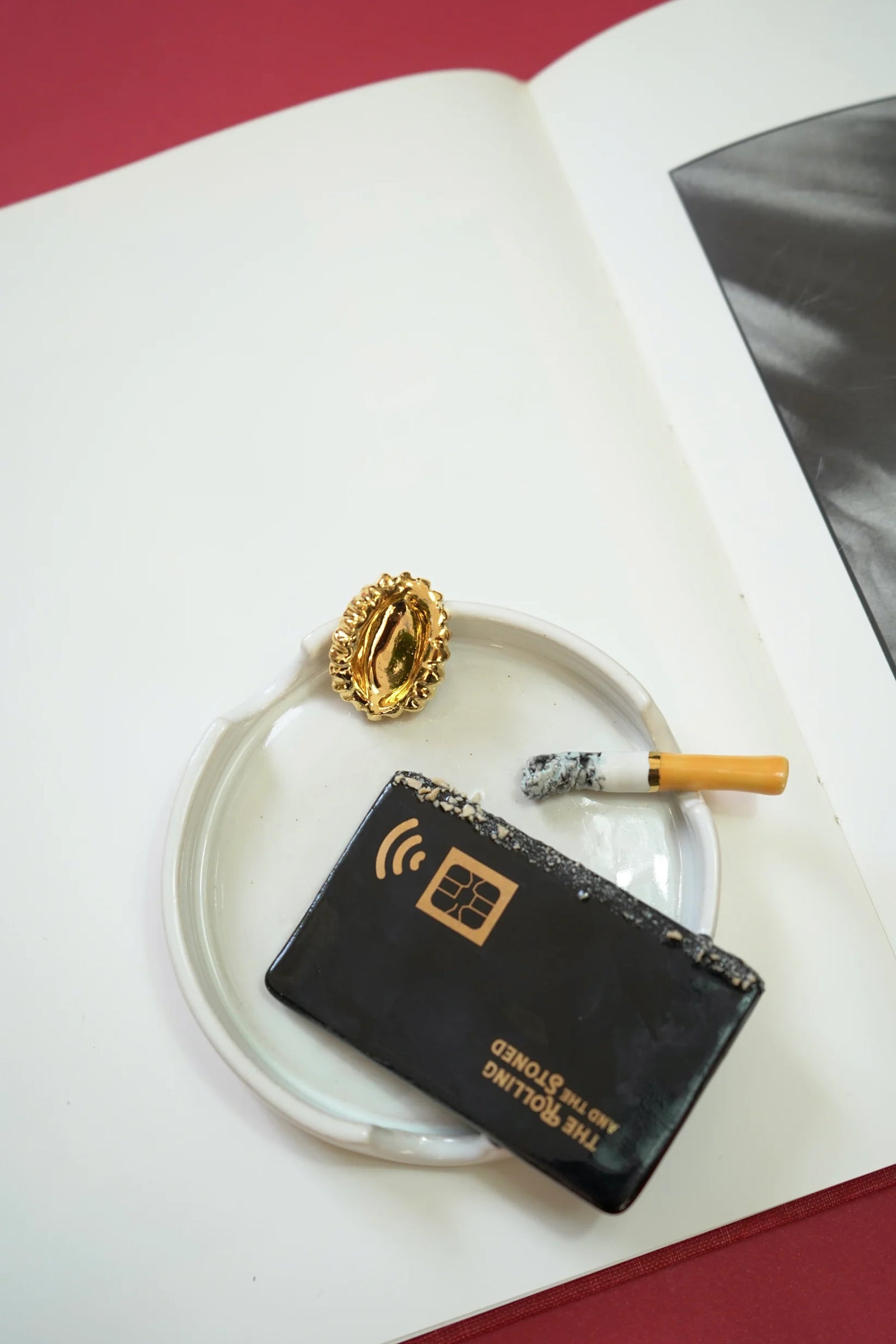 Charlie's Smouldering Card Ashtray