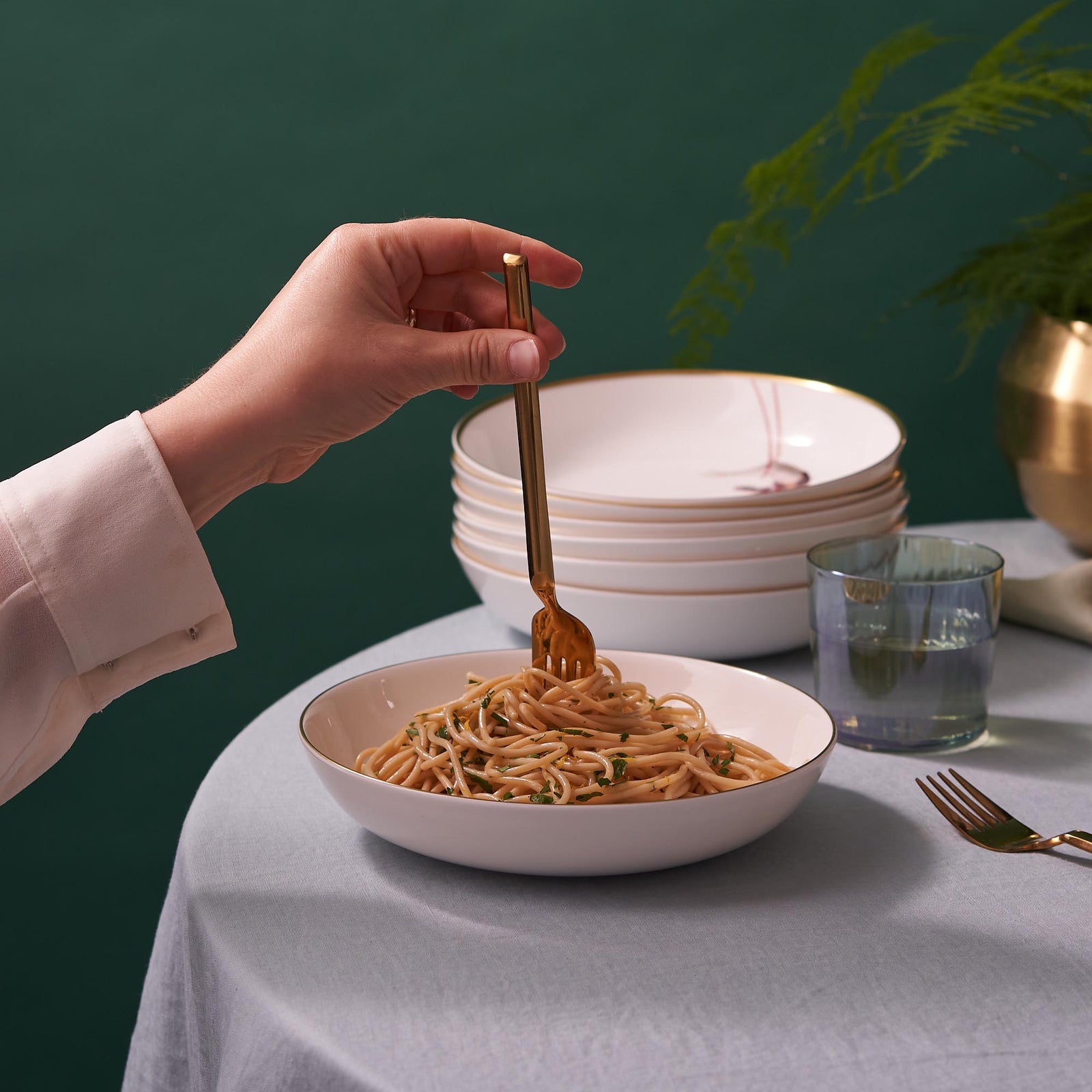 Set of 4 Trapeze Boy 22k Gold Accented Bowls