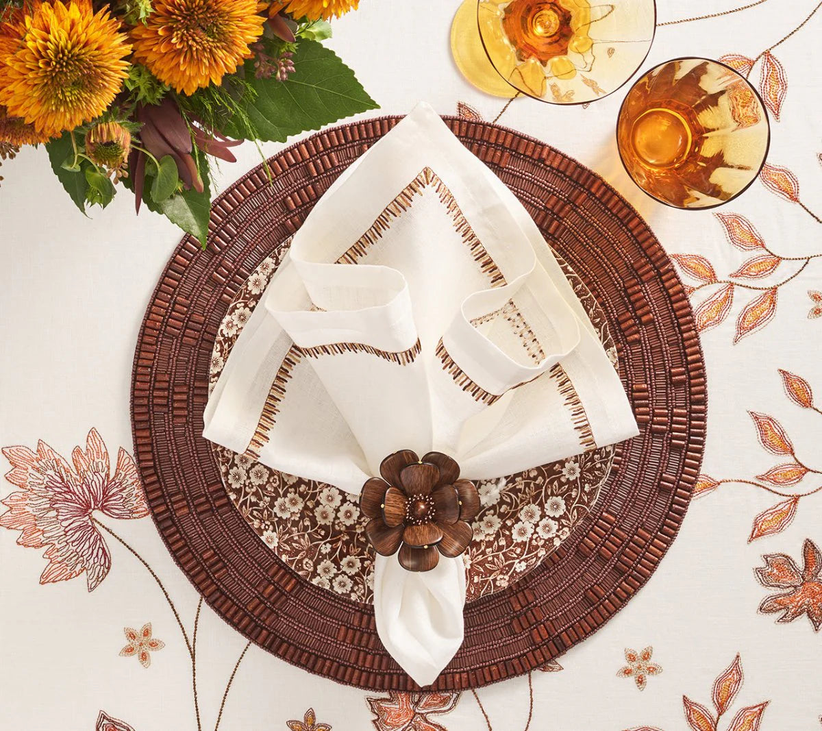 Set of 4 Brown & Gold Begonia Napkin Rings